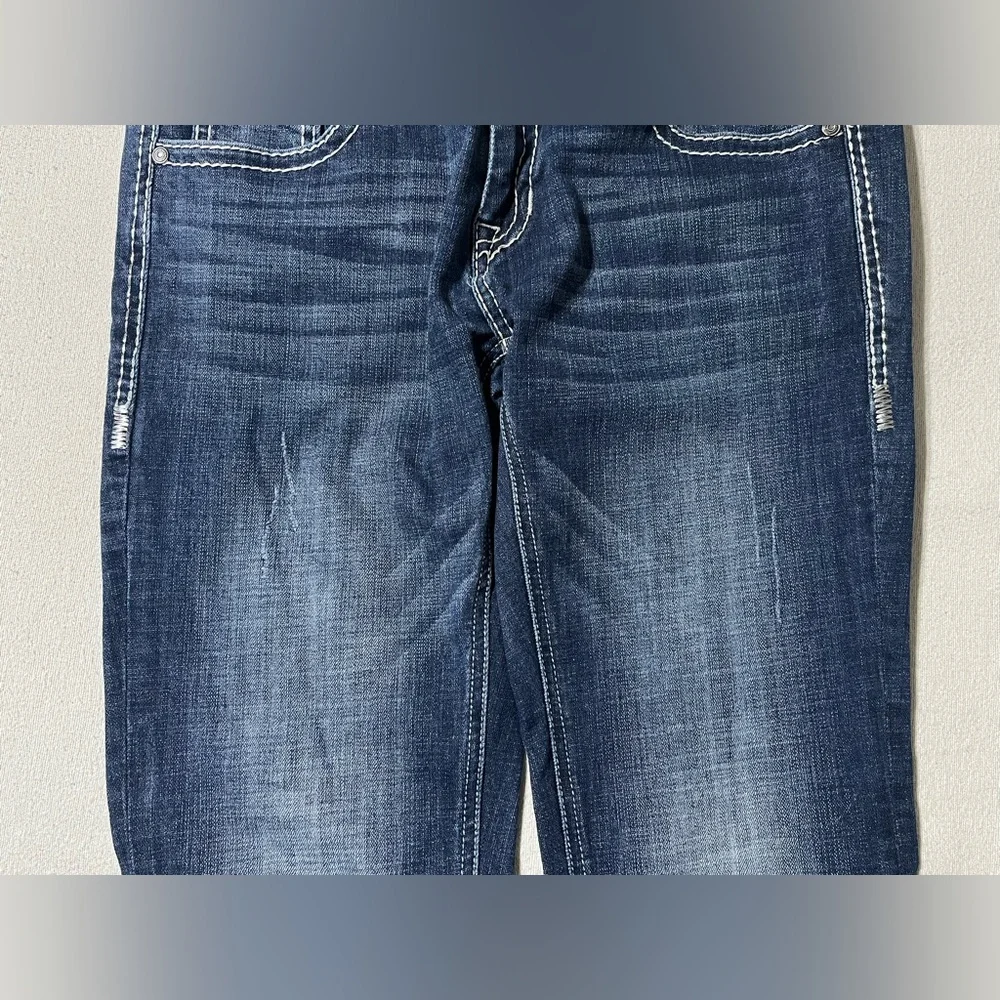 Rock & Roll Women’s 30x31.5‎ Rival Low Rise Boot Cut Cowgirl Distressed Jeans